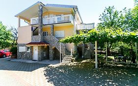Apartments Posavec